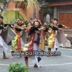 tari topeng nikko